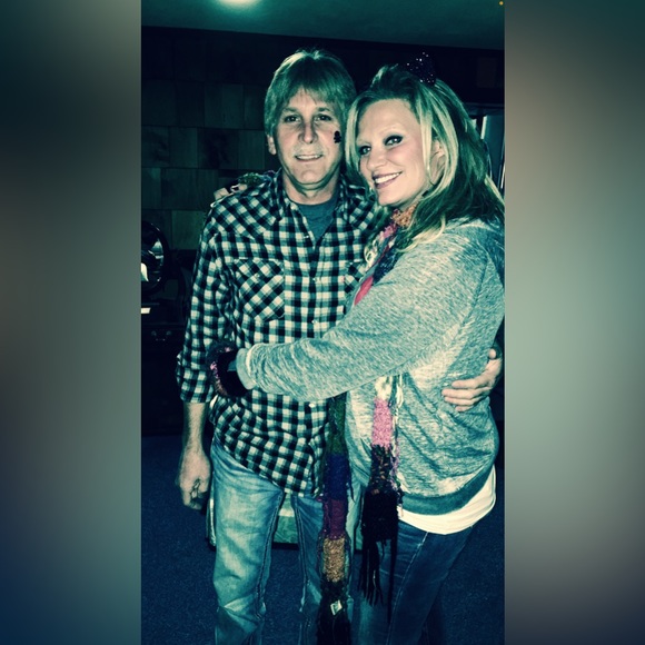 Meet your Posher, Gina - Picture 2 of 15